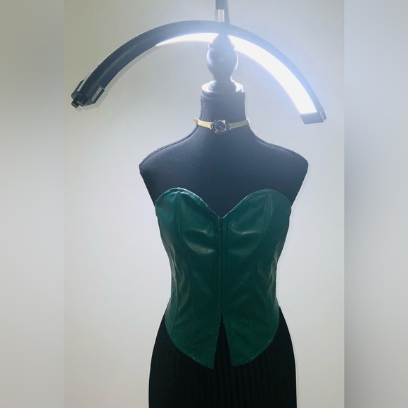 Green envy corset - Picture 3 of 3